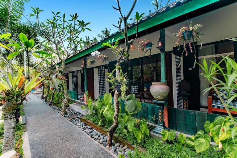 deluxe room nawasakti resort ubud